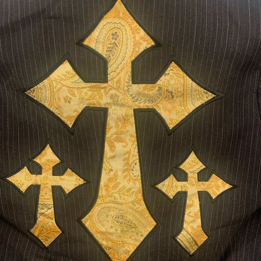 “Aristocracy" pinstripe blazer w/ gold cross design on back ,1 button closure - Picture 3 of 15